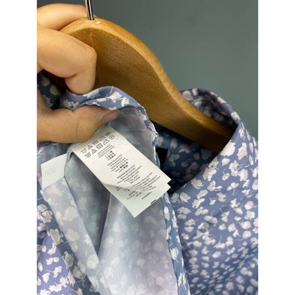 Blue Floral New Micheal Kors Slim fit button down Size Large - Picture 6 of 6